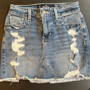 Hollister jean skirt size 00